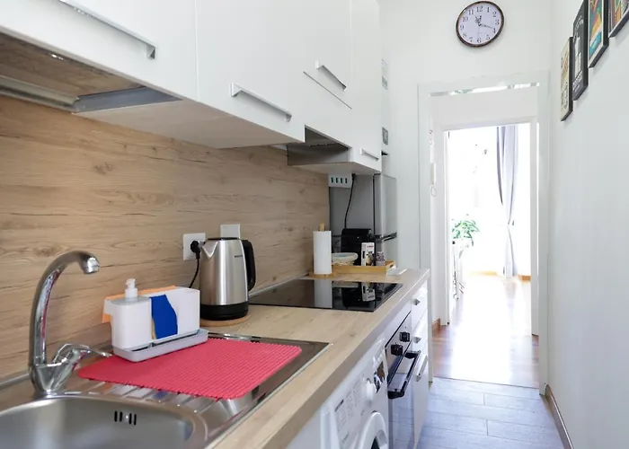 Pantheon Magic House 아파트