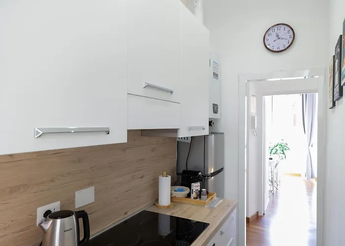 Pantheon Magic House 아파트 *